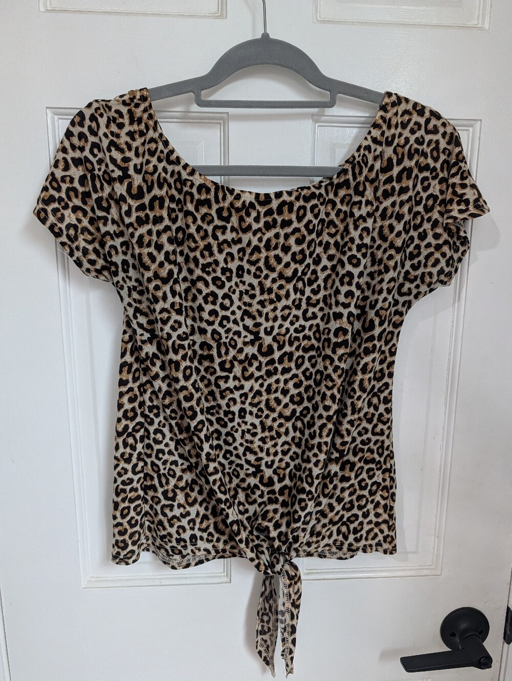 L Love Leopard Tie-Front Crop Top - Beige Black